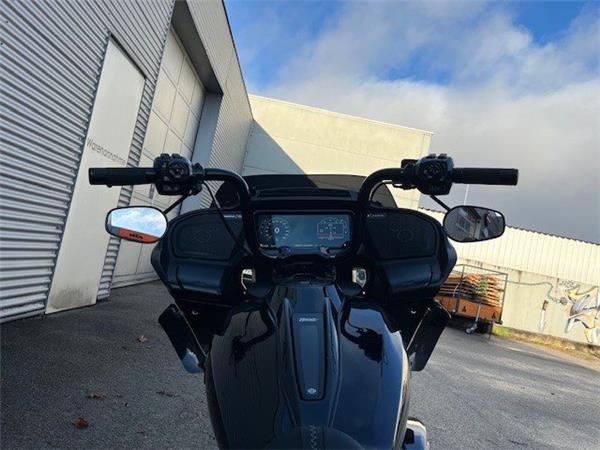 2024 Harley-Davidson Road Glide FLTRX