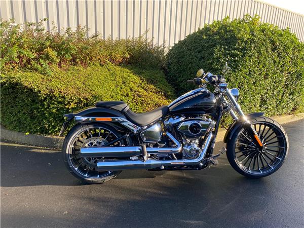 2025 HARLEY-DAVIDSON BREAKOUT