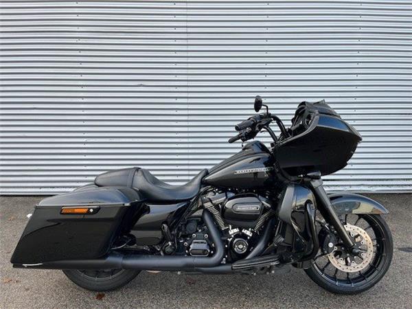 2018 Harley-Davidson Touring Road Glide Special FLTRXS