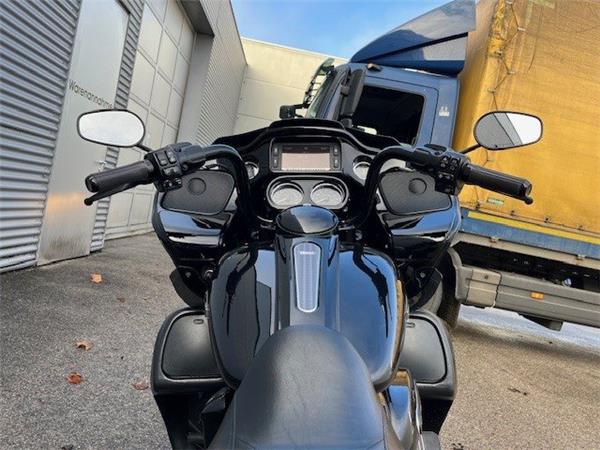 2018 Harley-Davidson Touring Road Glide Special FLTRXS