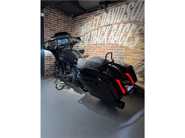 2024 harley-davidson FLHX Street Glide Black Finish 117