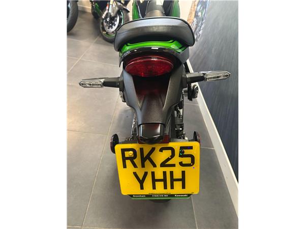 2025 Kawasaki Z650 RS