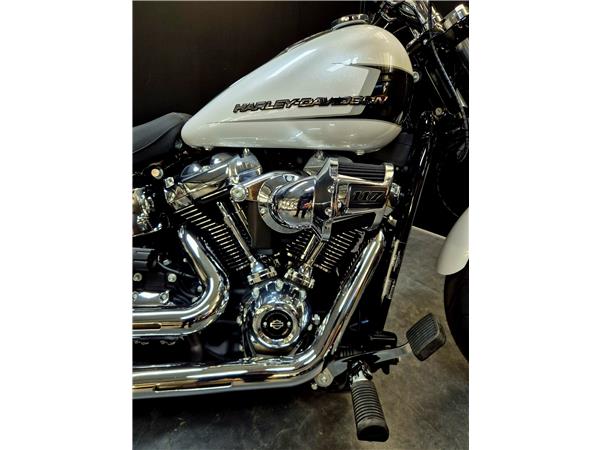 2024 HARLEY-DAVIDSON BREAKOUT