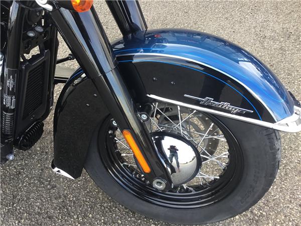 2018 HARLEY-DAVIDSON SOFTAIL FLHCS HERITAGE CLASSIC 114