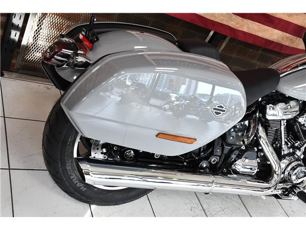 2025 HARLEY-DAVIDSON LOW RIDER ST