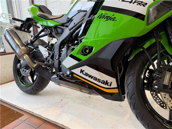 2025 Kawasaki Ninja ZX-4RR