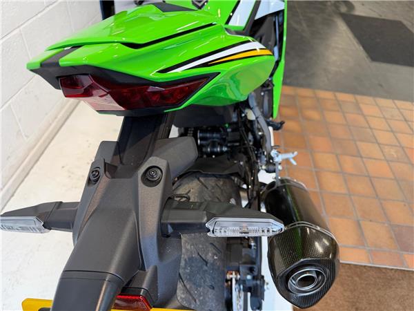 2025 Kawasaki Ninja ZX-4RR