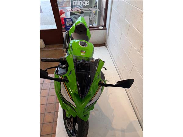 2025 Kawasaki Ninja ZX-4RR