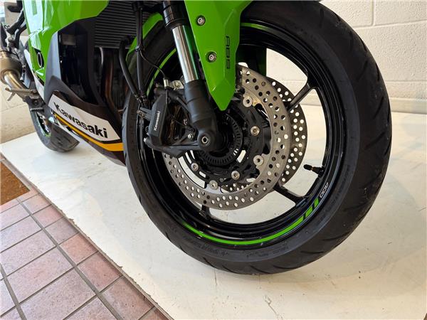 2025 Kawasaki Ninja ZX-4RR