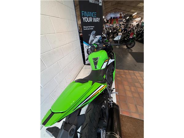 2025 Kawasaki Ninja ZX-4RR