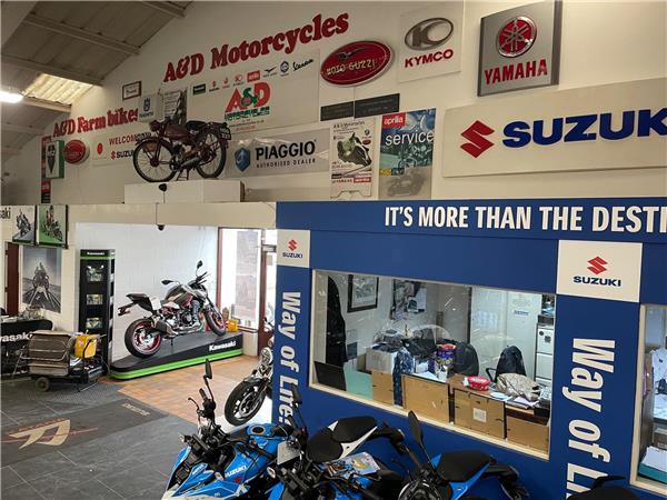 2025 Kawasaki Ninja ZX-4RR