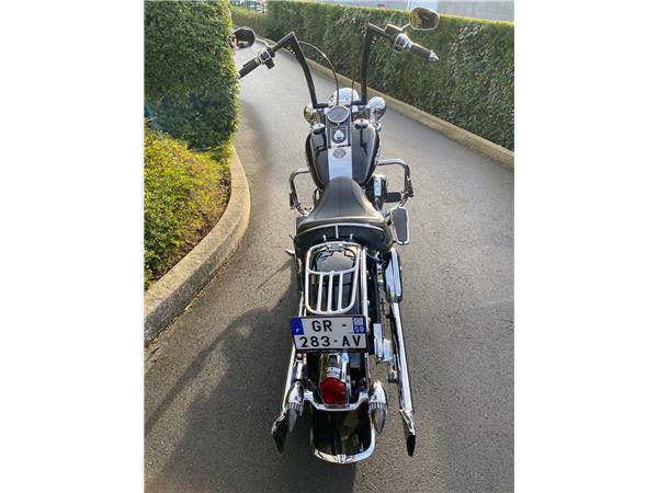 2016 HARLEY-DAVIDSON DELUXE