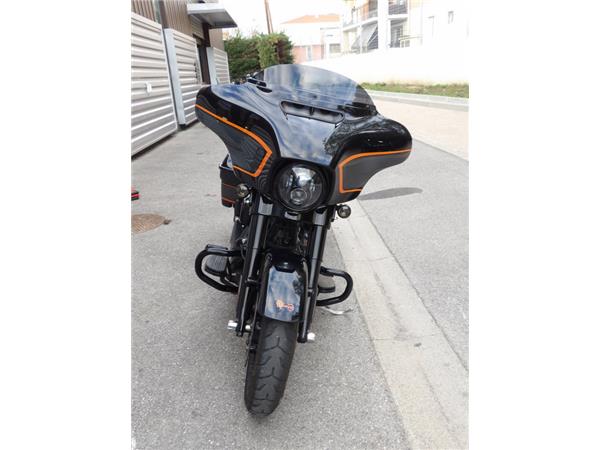 2022 HARLEY-DAVIDSON STREET GLIDE