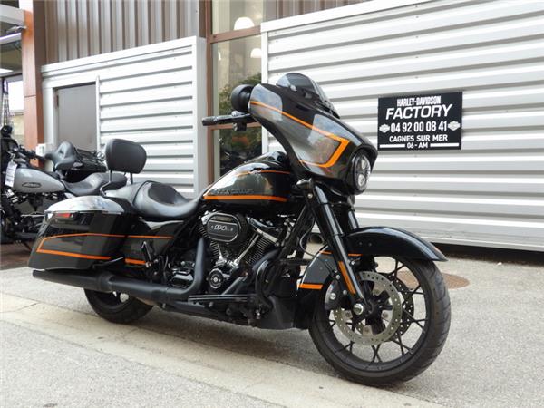 2022 HARLEY-DAVIDSON STREET GLIDE
