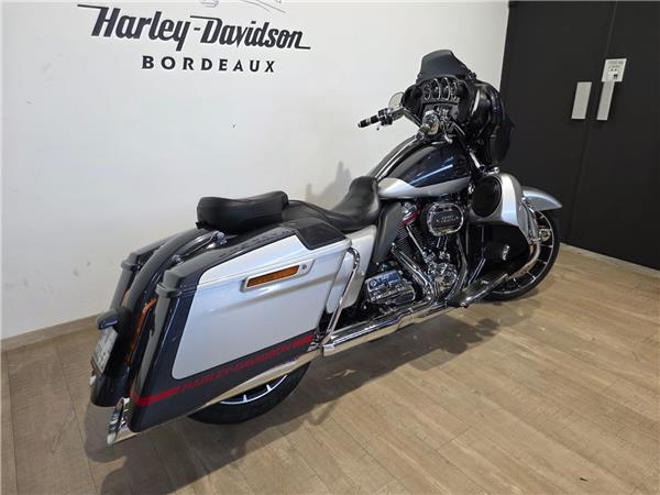 2019 HARLEY-DAVIDSON STREET GLIDE