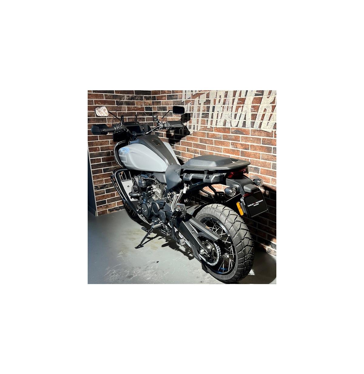 2025 harley-davidson RA Pan America 1250 Special