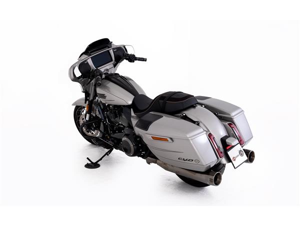 2023 harley-davidson FLHXSE Street Glide CVO 121
