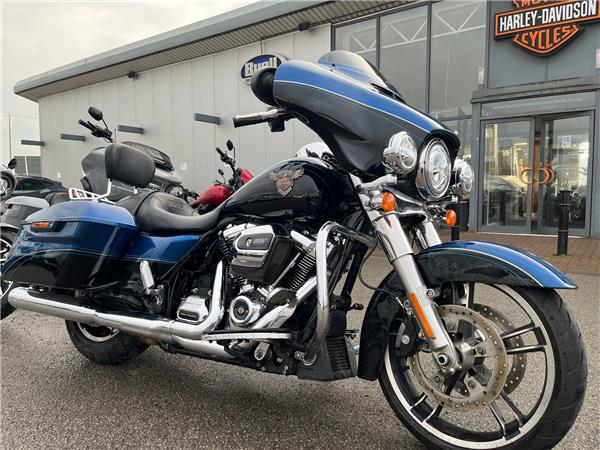 2018 HARLEY-DAVIDSON TOURING FLHX STREET GLIDE