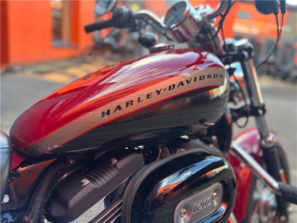 2020 Harley-Davidson Sportster XL 1200C Custom