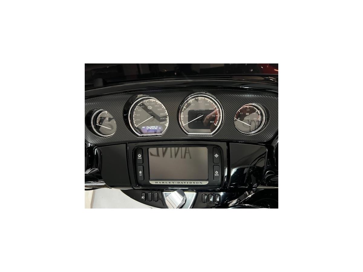 2015 HARLEY-DAVIDSON ULTRA LIMITED