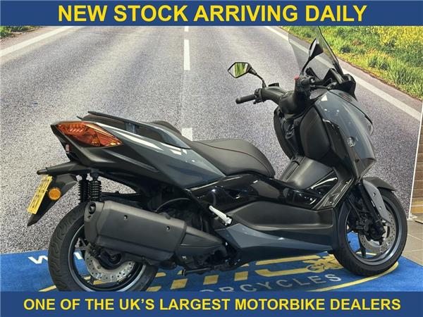  Yamaha XMAX 300 X-MAX Tech MAX 300