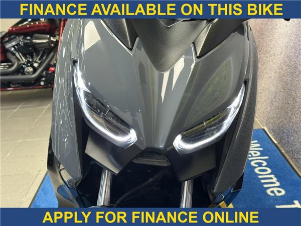  Yamaha XMAX 300 X-MAX Tech MAX 300