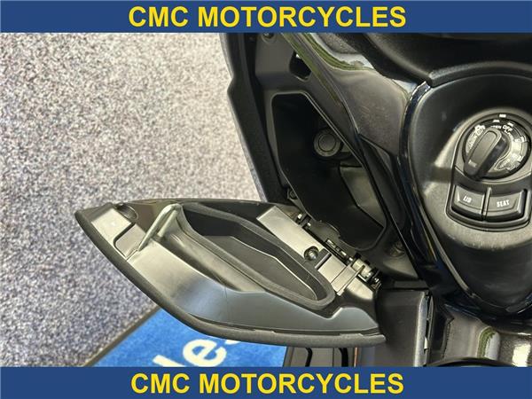  Yamaha XMAX 300 X-MAX Tech MAX 300