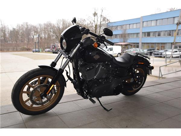 FXDLS Low Rider S mit Kesstech Auspuff