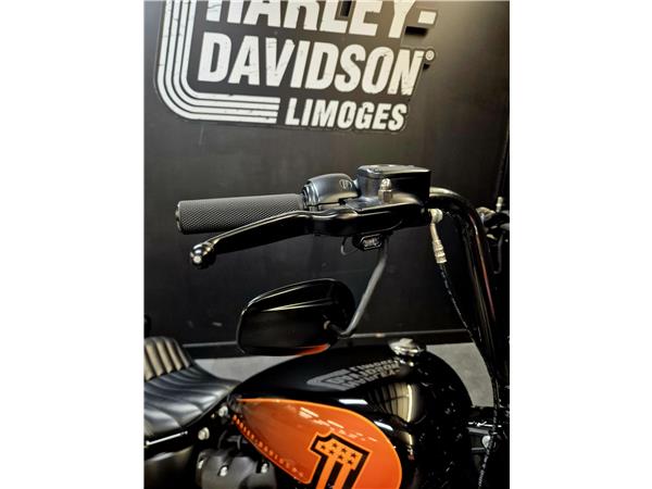 2021 HARLEY-DAVIDSON STREET BOB