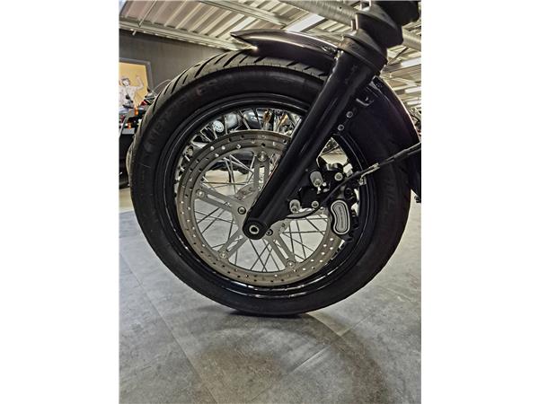 2021 HARLEY-DAVIDSON STREET BOB