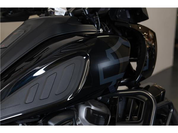 2022 harley-davidson RA Pan America 1250 Special