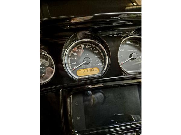 2019 HARLEY-DAVIDSON STREET GLIDE