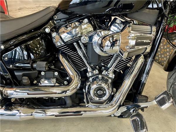 2019 HARLEY-DAVIDSON BREAKOUT