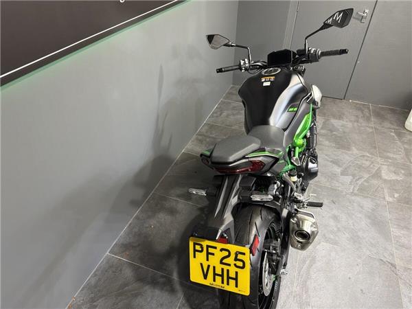 2025 Kawasaki Z900