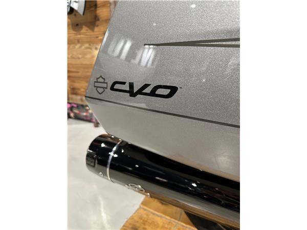 2023 harley-davidson FLTRXSE Road Glide 121 CVO