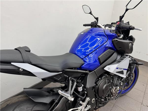 2021 YAMAHA MT-10
