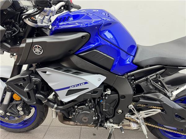 2021 YAMAHA MT-10