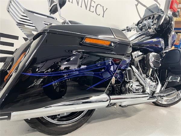 2016 HARLEY-DAVIDSON STREET GLIDE CVO