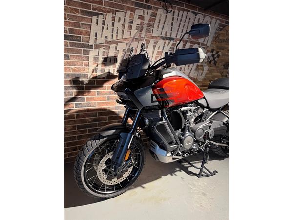 2025 harley-davidson RA Pan America 1250 Special