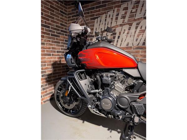 2025 harley-davidson RA Pan America 1250 Special