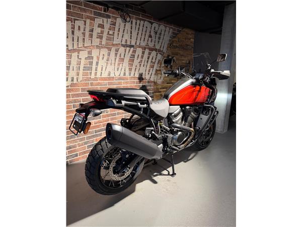 2025 harley-davidson RA Pan America 1250 Special