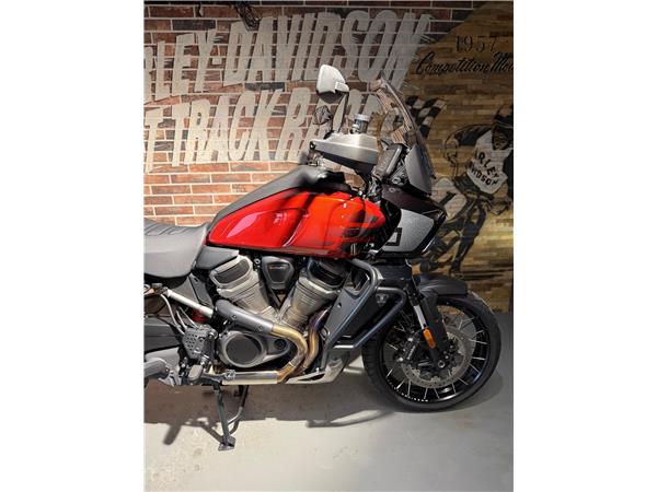 2025 harley-davidson RA Pan America 1250 Special