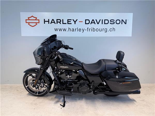 2024 harley-davidson FLHX Street Glide Black Finish 117