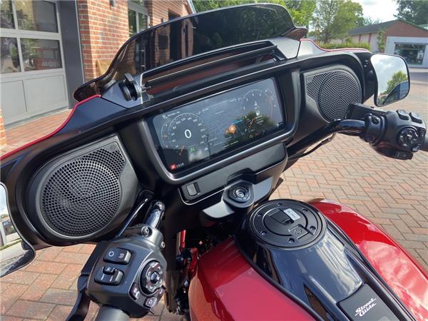 FLHX Street Glide 117 