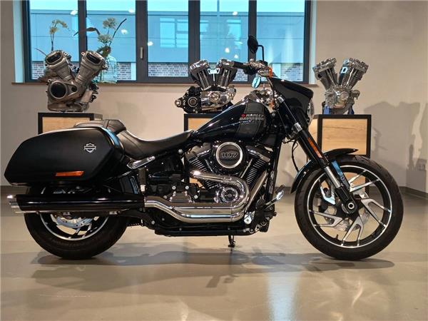 FLSB Softail Sport Glide 