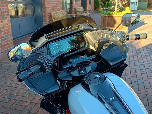 FLTRX Road Glide 117 