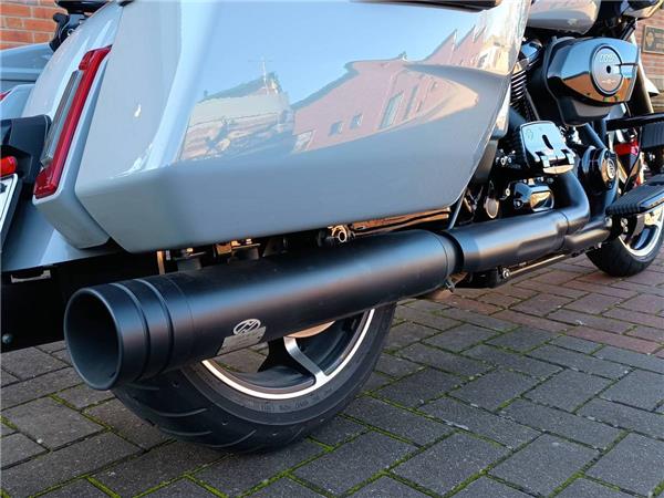 FLTRX Road Glide 117 