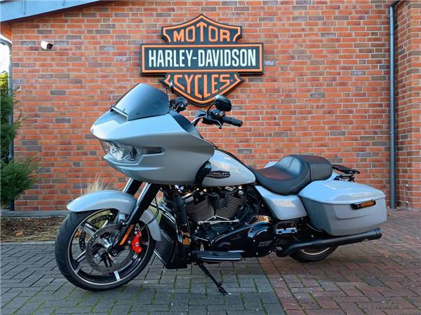 FLTRX Road Glide 117 