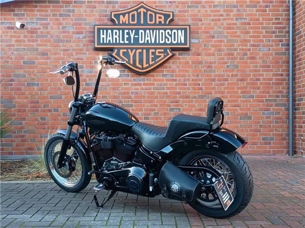 FXST Softail Standard 