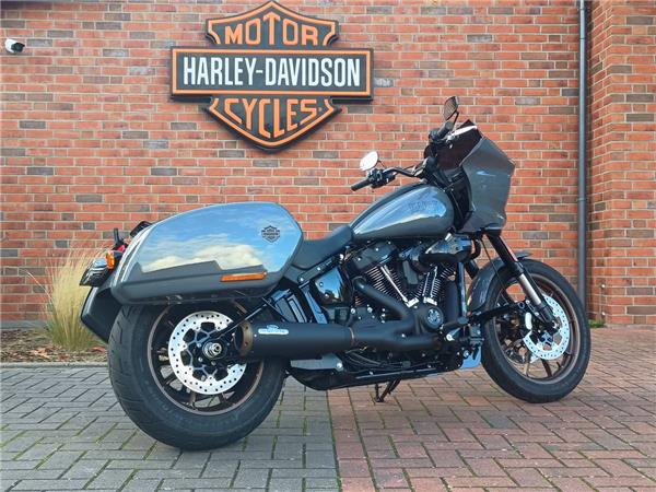 FXLRST Softail Low Rider ST 